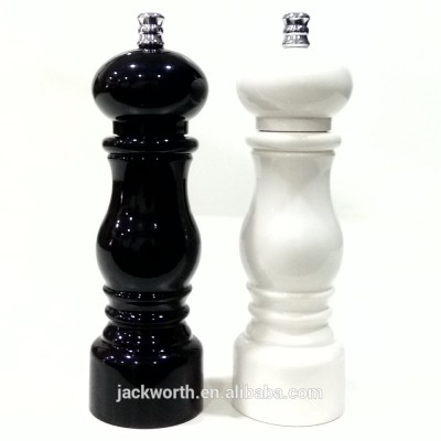 Plastic Salt and Pepper Mill Set